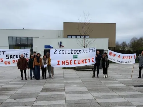 Des enseignants en colère à Bussy-Saint-Georges à cause de...