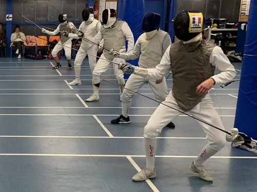 Mennecy : une nouvelle salle d'armes pour les épéistes