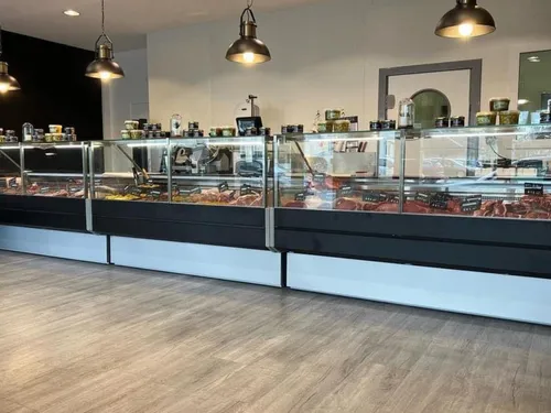 Les gendarmes mènent l’enquête après une tentative de braquage dans...