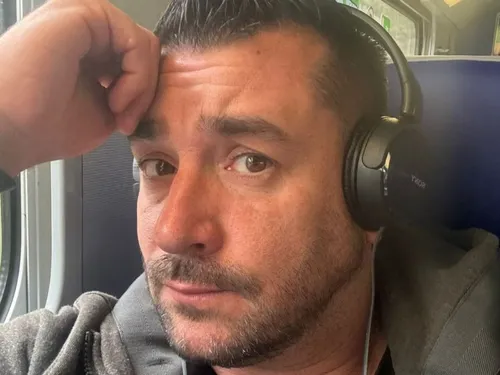 L'humoriste Anthony Joubert agressé ce samedi dans un TER...