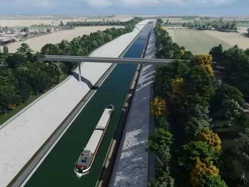 La justice recommande de rejeter les recours contre le Canal...