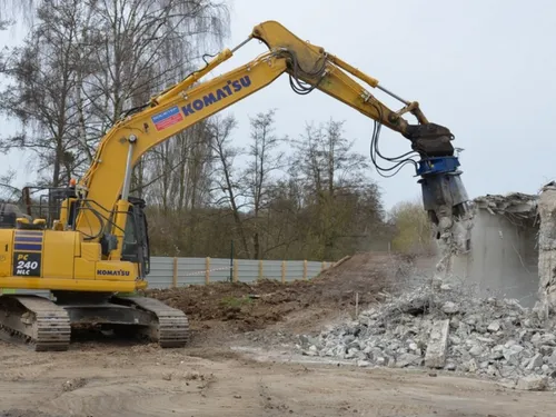 Presque 12 millions d'euros pour démolir et reconstruire une...