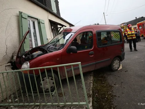 Une maison percutée par un conducteur à Froissy