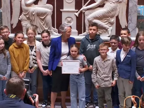 Des écoliers samariens récompensés à l’Assemblée Nationale