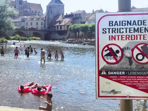 Accès fermés et opérations de contrôle renforcées sur les bords de...