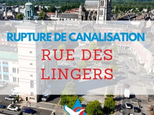 Un geyser surgit dans une rue d'Abbeville