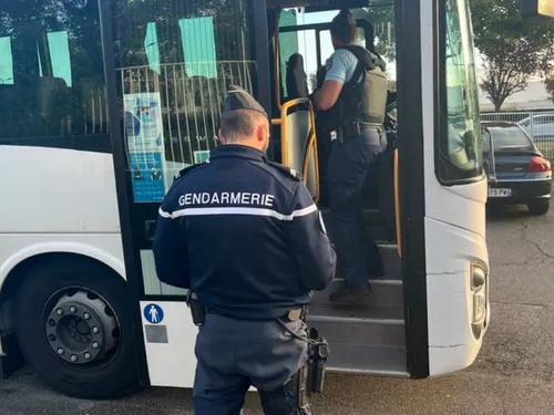 Essonne : un chauffeur de bus contrôlé positif aux stupéfiants