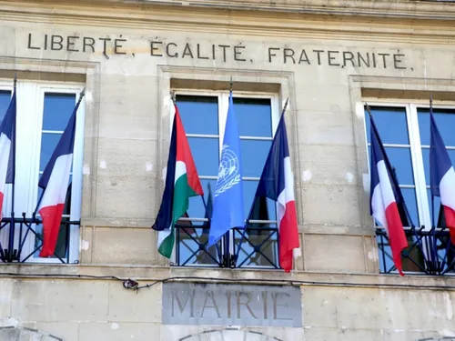 Montataire, première ville picarde à hisser le drapeau palestinien...