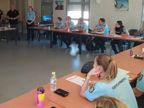 La gendarmerie prépare le personnel scolaire de l'Oise à des scènes...