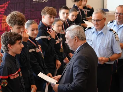 De jeunes sapeurs-pompiers distingués en Seine-et-Marne 
