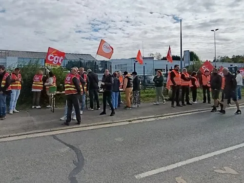 La CGT et la CFDT mobilisées main dans la main à Bernaville