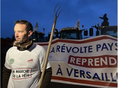 La FDSEA et les Jeunes Agriculteurs d’Île-de-France bloquent les...