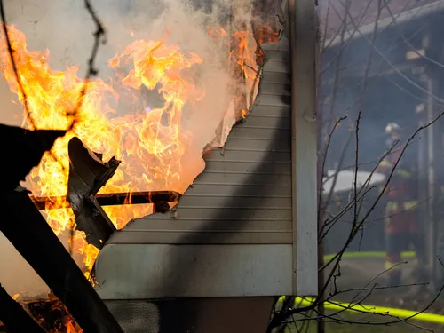 Un mobil home prend feu près de Beauvais