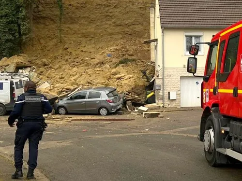 Glissement de terrain sur une construction de Thiverny