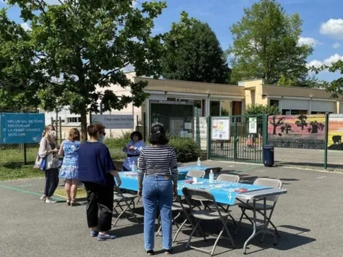 Dammarie-lès-Lys : des parents mobilisés après des dégradations...