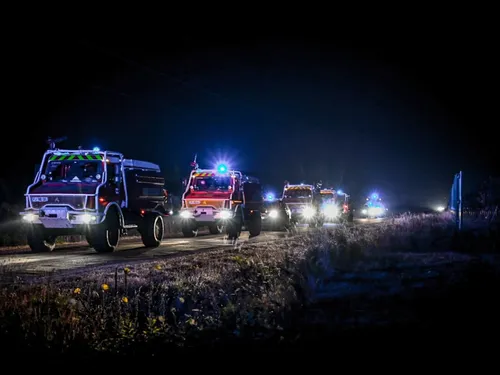 Des centaines de pompiers franciliens déployés en renfort dans le...