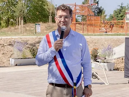 Le maire de Saclay a-t-il outrepassé ses droits ?