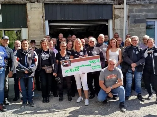 Les motards de l’Oise offrent 5.000 euros pour un projet de ferme...
