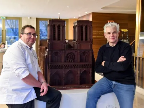 Un célèbre monument... en chocolat à admirer à Fontainebleau