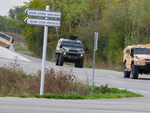 L’armée ouvre les nouvelles pistes d’essai de son matériel dans les...