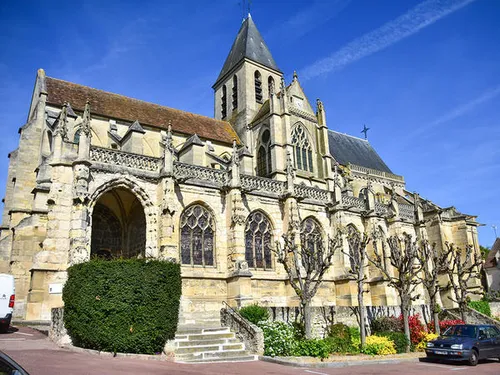 Triel-sur-Seine : il hurle « Allahou akbar » sur le seuil de l'église