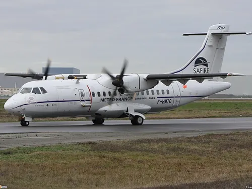 Un « laboratoire volant » va travailler en altitude dans les...