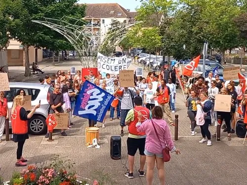 Les ATSEM sont en grève depuis mardi à Savigny-le-Temple