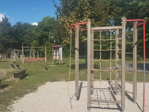 Lassigny : exhibition sexuelle de 2 personnes âgées près d’un parc...
