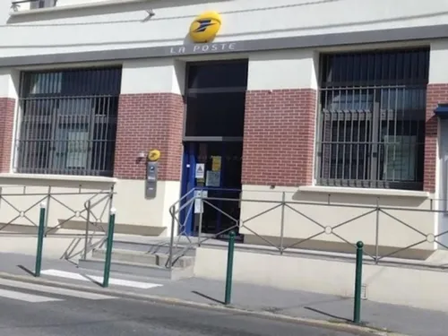 C'est parti pour trois semaines de travaux au bureau de poste...