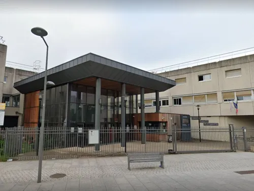 Evry-Courcouronnes : le lycéen de 18 ans harcelait un professeur