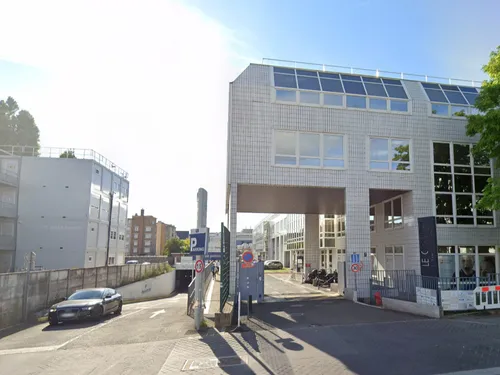 La dernière maternité de Versailles fermera ses portes au mois de...