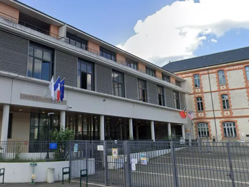 Un lycée public sacré meilleur de Seine-et-Marne