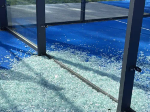 Nouveaux actes de vandalisme sur les terrains de padel de...