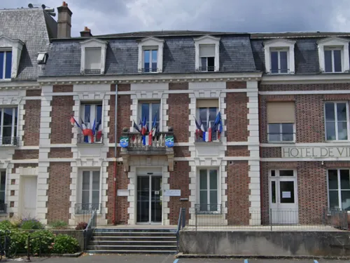 Deux recours examinés par la justice après les élections...