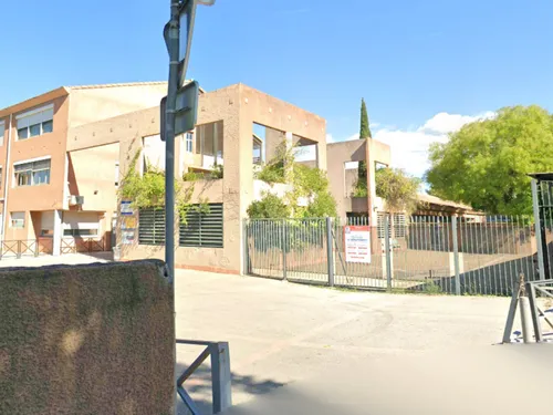 Bouches-du-Rhône : un collégien de 14 ans ouvre le feu : le...