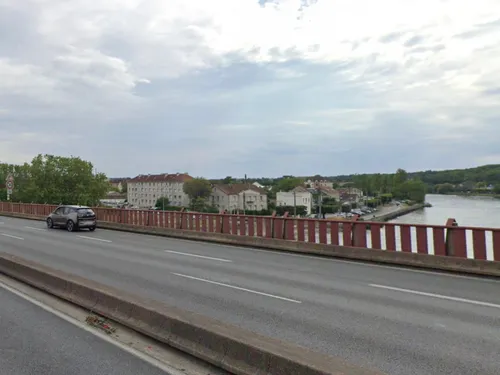 Melun : un pont en travaux tout l'été