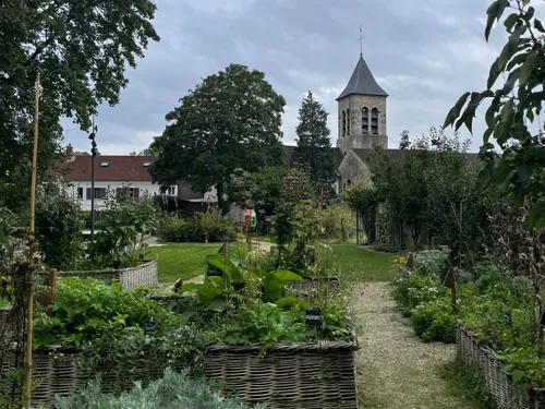 Un jardinier de Crosne consacré par le concours des Villes et...