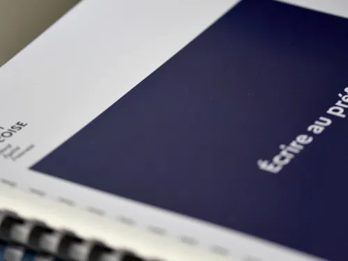 Le préfet de l'Oise lance les cahiers « Écrire au préfet »