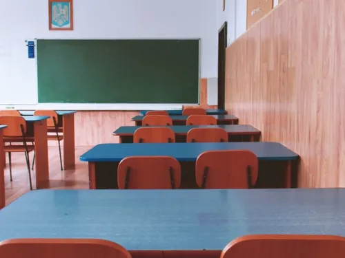 Deux professeures et une Atsem agressées à Sérifontaine