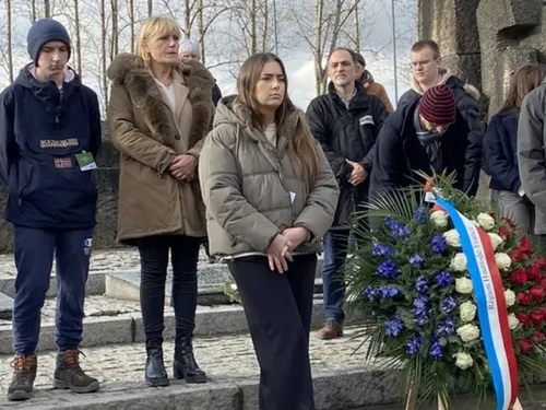 Des jeunes des Hauts-de-France achèvent un voyage Auschwitz