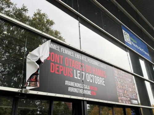 Hauts-de-France : la Région retire les visages des anciens otages...