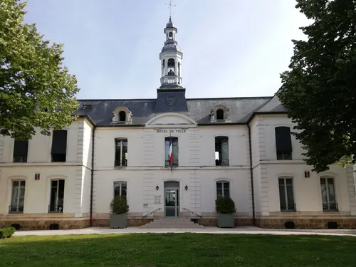 Chatou veut votre avis sur le guichet unique 