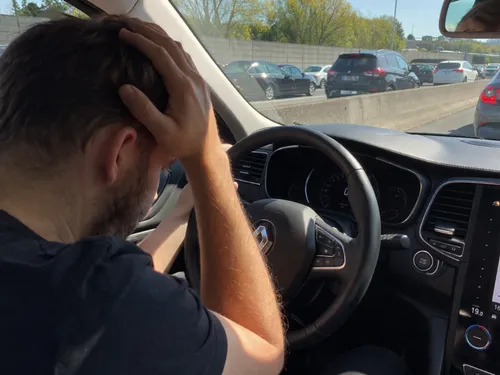De « très nombreux déplacements » attendus jeudi sur les routes...
