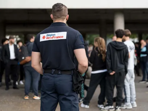 Lycées franciliens : les brigades régionales de sécurité n'ont pas...