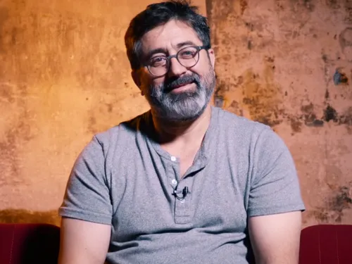 Le fondateur d'un théâtre yvelinois devient prof à la Star Academy