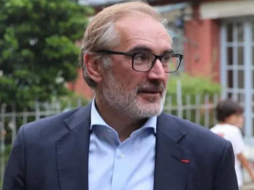 Une pétition lancée par le maire de Saint-Germain-en-Laye pour...