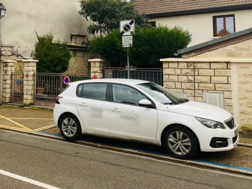 Juziers appel au « respect » de l'arrêt minute