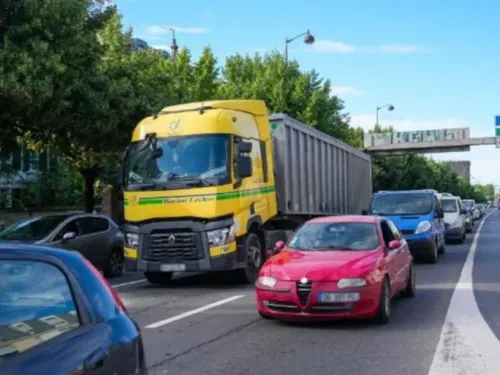 La justice suspend l’arrêté du maire de Melun qui interdisait la...