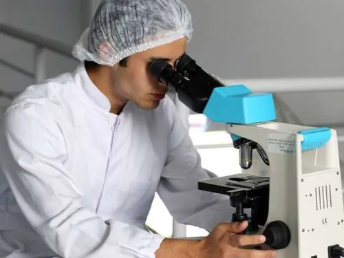 Une densité de pharmaciens biologistes médicaux très basse en...