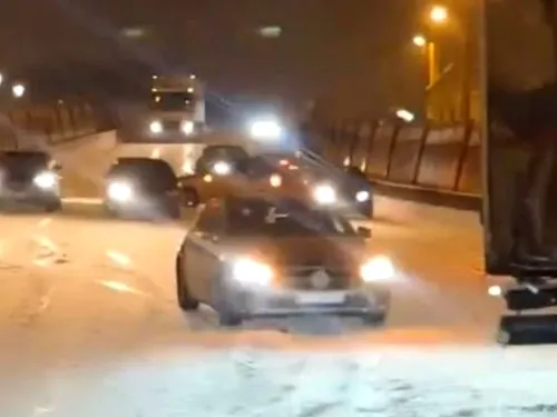 Île-de-France : les flocons ont provoqué environ 150 kilomètres de...